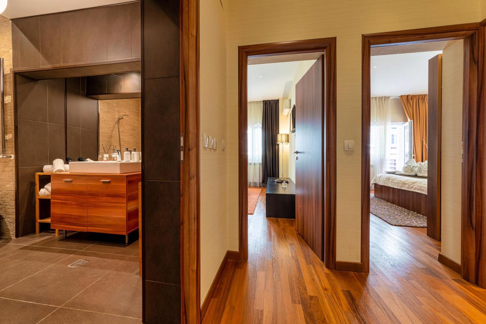 Victory's Charm - Ultra-central - By Uni88 Apartament